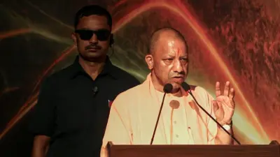 Yogi Adityanath Warning on Public Road Namaz